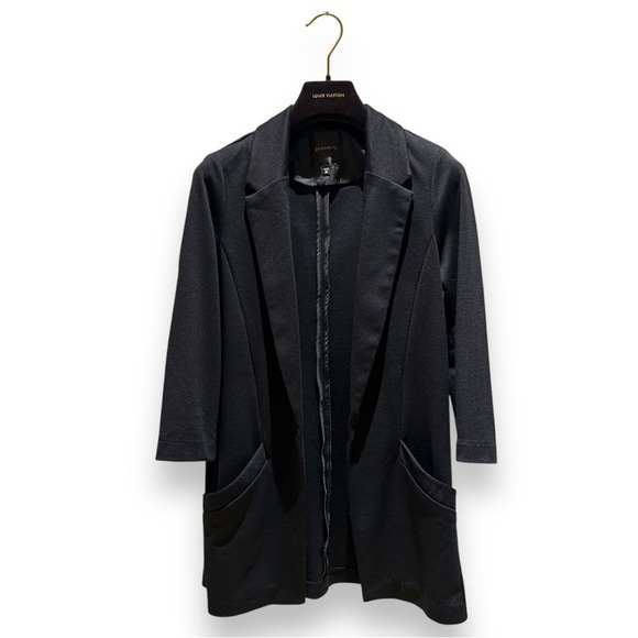 ✨Dynamite Black Open Blazer -  XS | Good Condition✨​​​​ - Picture 2 of 15